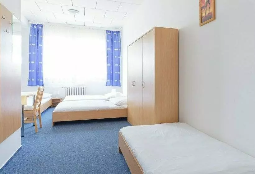 Standard Neljän Hengen Huone, City Hostel Brno