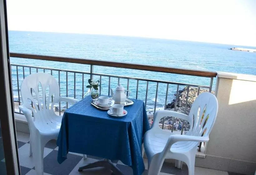 اتاق استاندارد چهار تخته, Costa Azzurra