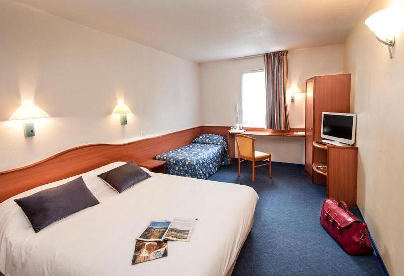 غرفة قياسية ثلاثية, Deltour Hôtel   L Adresse Ruthénoise