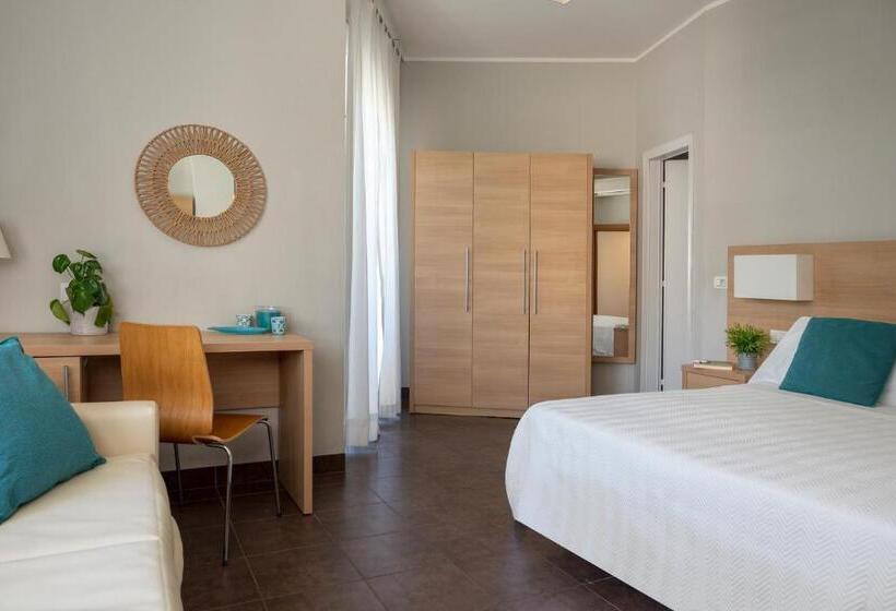 اتاق استاندارد سه نفره, Duparc