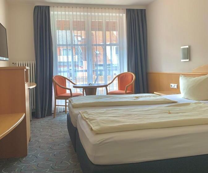 コンフォートルーム, Garni Brugger