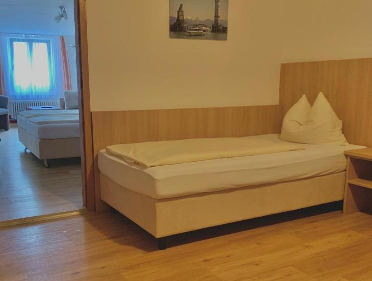 スタンダードトリプルルーム, Garni Brugger