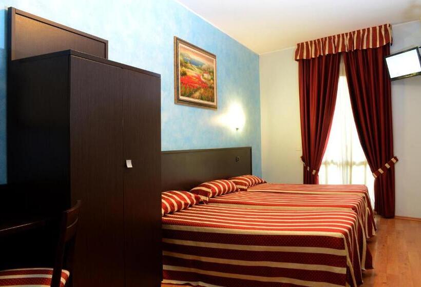 اتاق استاندارد سه نفره, Iacone