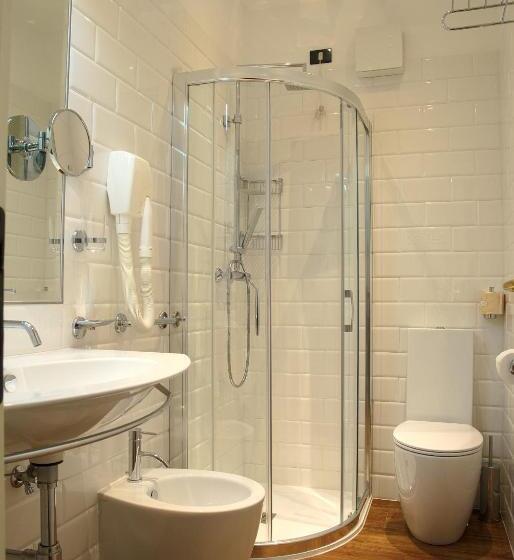 スタンダードルーム, La Goletta