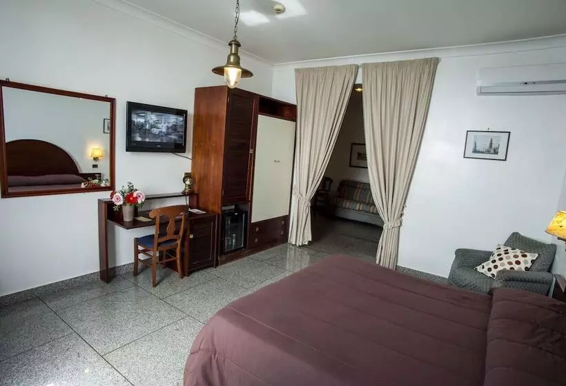 اتاق استاندارد با چشم‌انداز دریا, La Tripergola