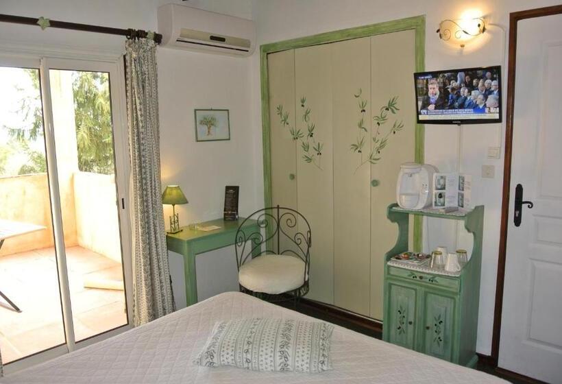 Номер Стандарт с Террасой, La Vieille Bastide