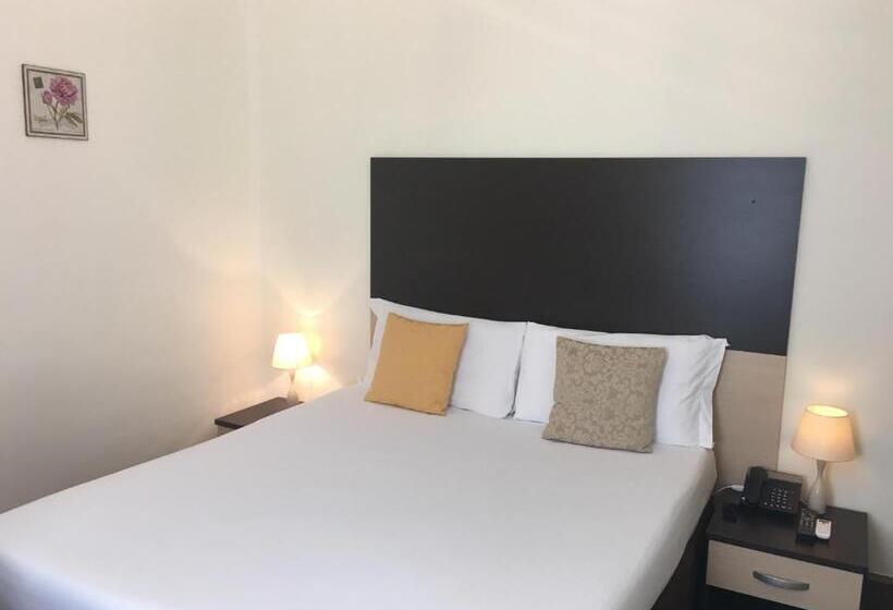 스탠다드 룸, Liberty