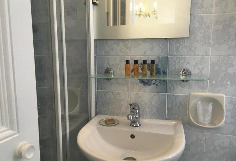 스탠다드 룸, Liberty