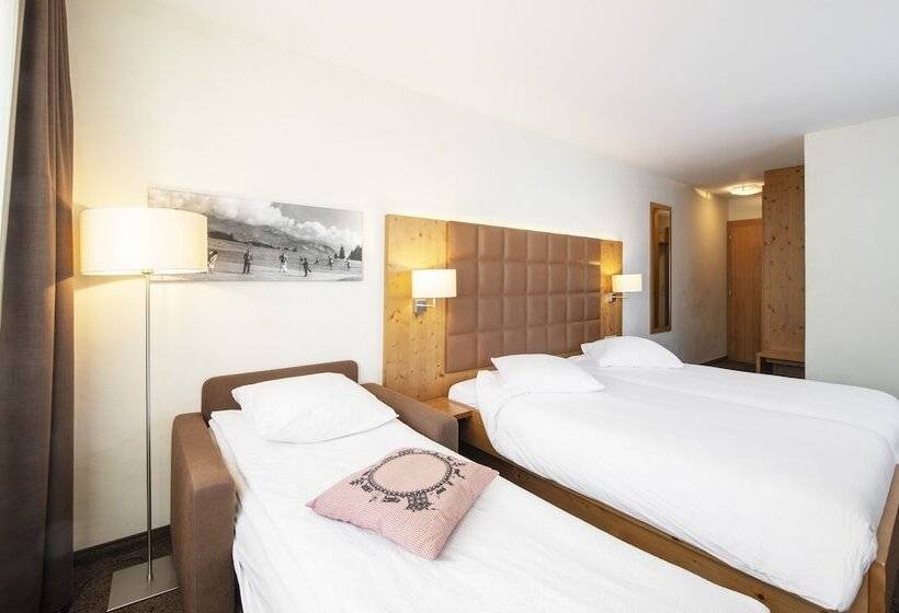 اتاق استاندارد سه نفره, Olympic Montana Center