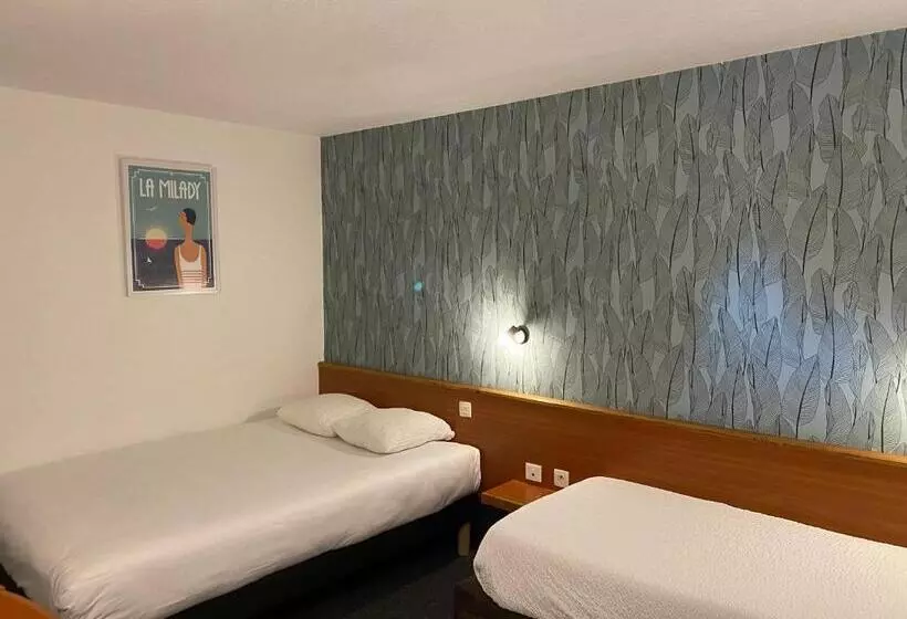 اتاق استاندارد سه نفره, Ostal Pau Universite   Sure Hotel Collection By Best Western