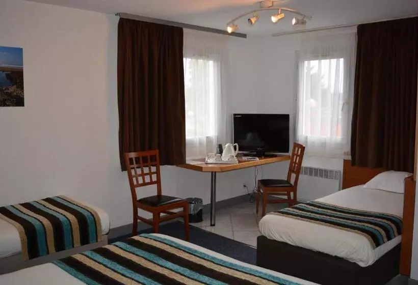 اتاق استاندارد چهار تخته, Ostal Pau Universite   Sure Hotel Collection By Best Western