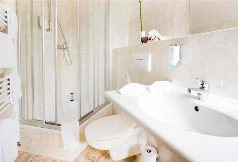 Номер Стандарт, Parkhotel Helmstedt