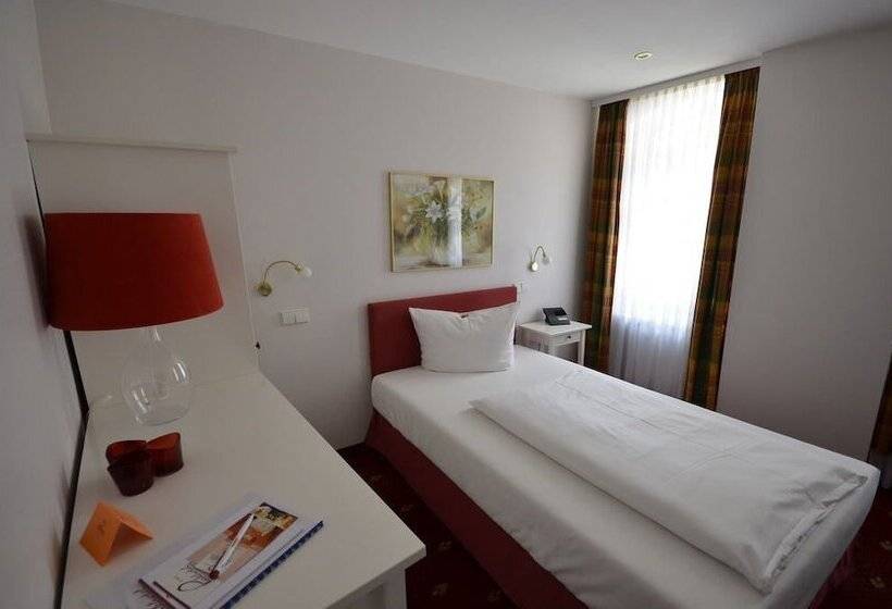 Номер Стандарт Индивидуальный, Parkhotel Helmstedt