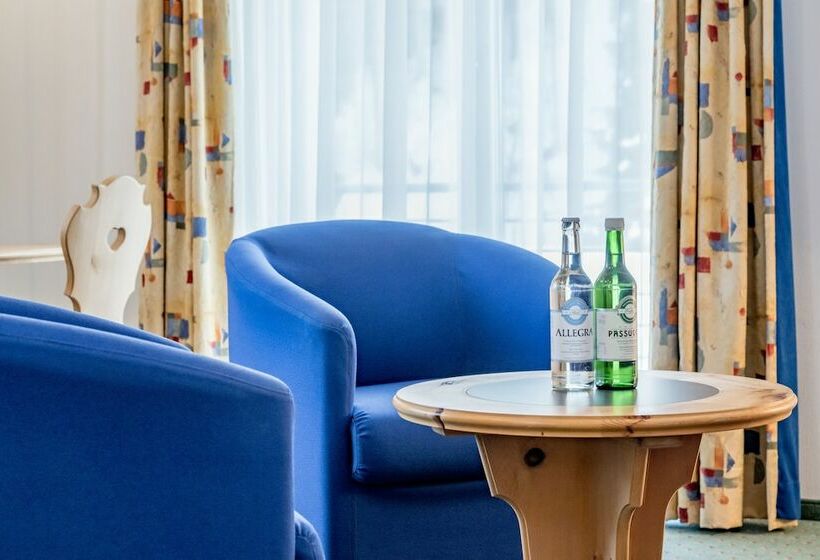 غرفة قياسية, Post Sils Maria