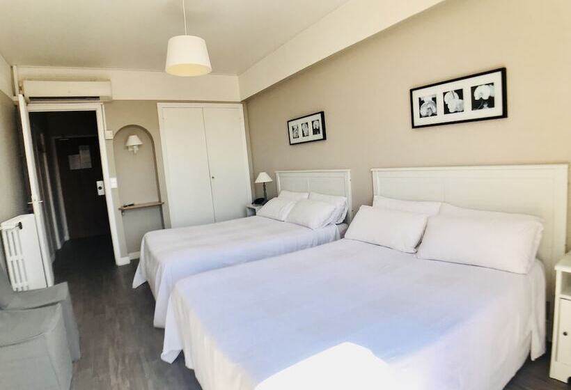 חדר סטנדרט לארבעה נוף לים, Hôtel Le Provençal