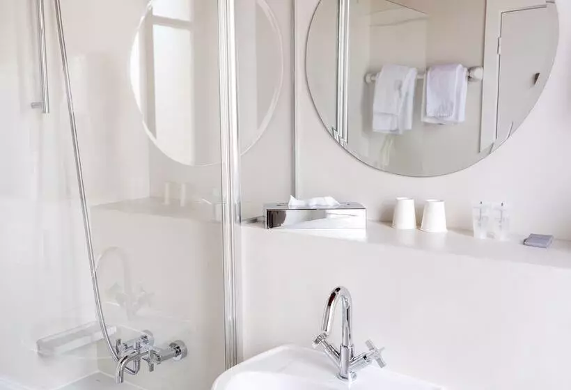 اتاق سوپریور چهار تخته, Hôtel Le Provençal