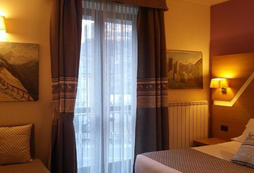 חדר סופריור, Saint Pierre