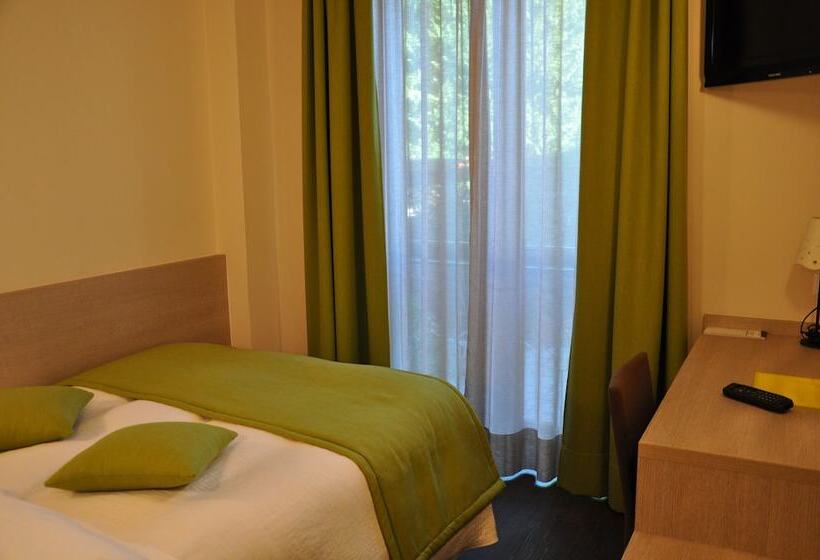 חדר סטנדרט יחיד, Saint Pierre