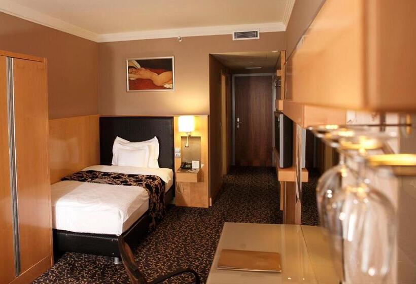 Номер Премиум Индивидуальный, Spirit Hotel Thermal Spa