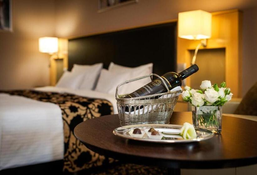 سوئیت پریمیوم, Spirit Hotel Thermal Spa