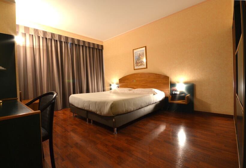 غرفة قياسية, Sun