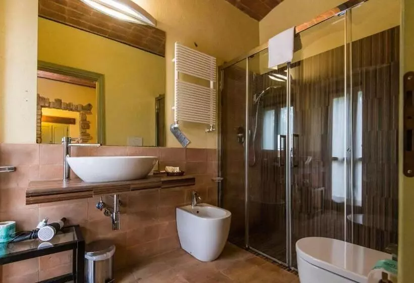 Sviitti, Tenuta Agricola Dell Uccellina