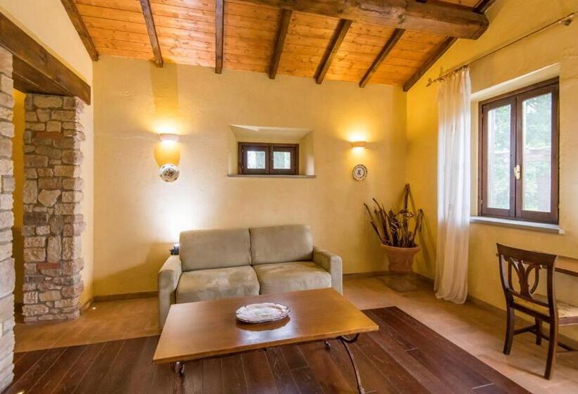 Люкс, Tenuta Agricola Dell Uccellina
