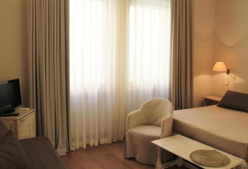 اتاق استاندارد چهار تخته, Touring