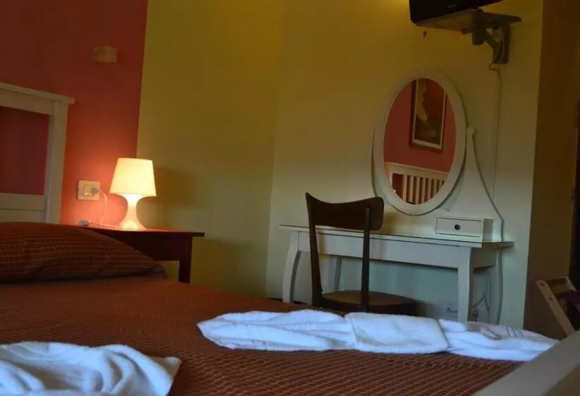 スタンダードルーム, Albergo Umbria