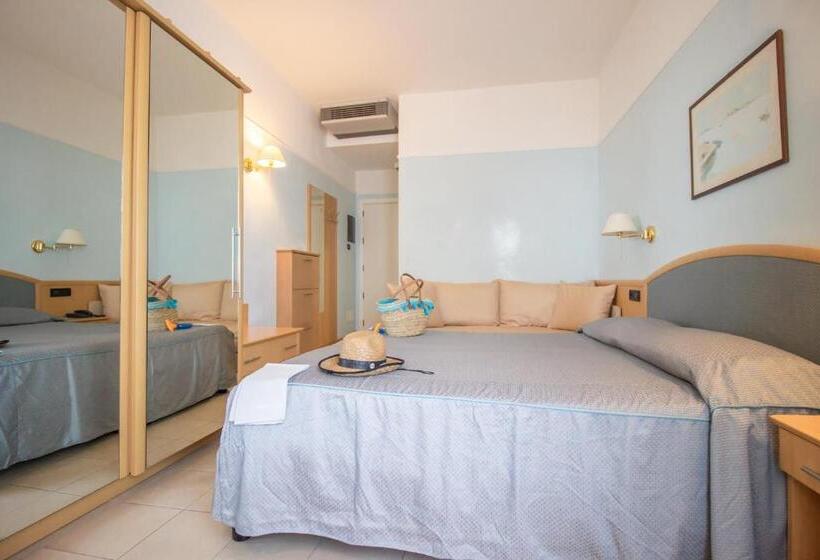 اتاق سوپریور, Universo