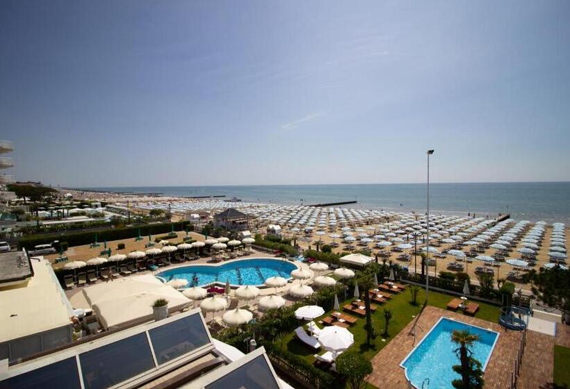 اتاق سوپریور با چشم‌انداز دریا, Universo