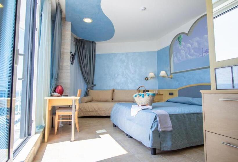 اتاق سوپریور با چشم‌انداز دریا, Universo