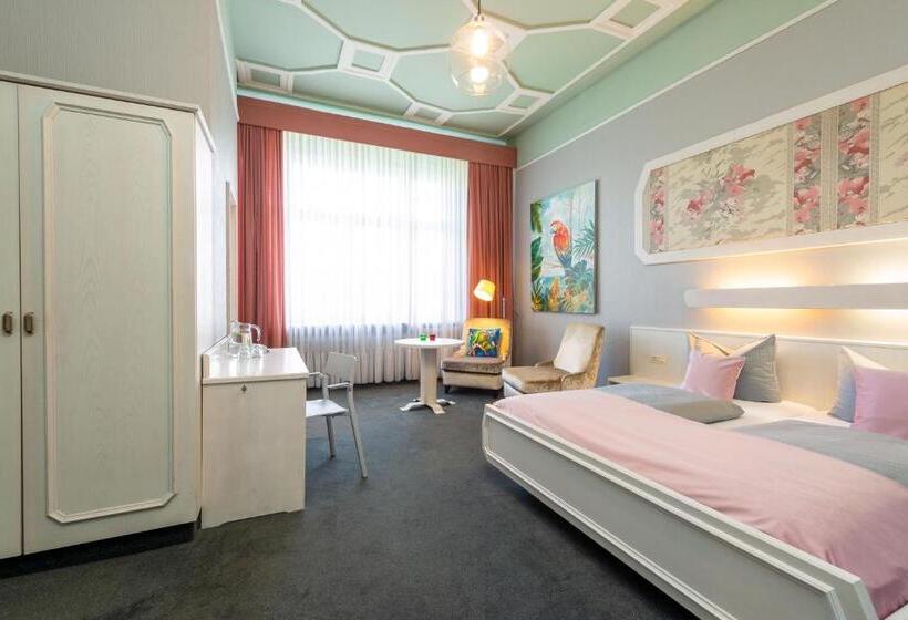 اتاق سوپریور, W22 Hotel Am Kurfürstendamm