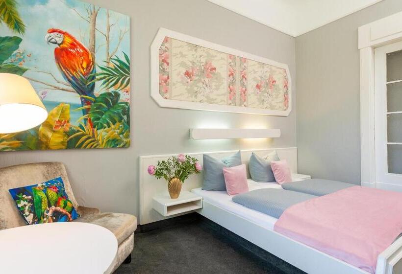 اتاق سوپریور, W22 Hotel Am Kurfürstendamm