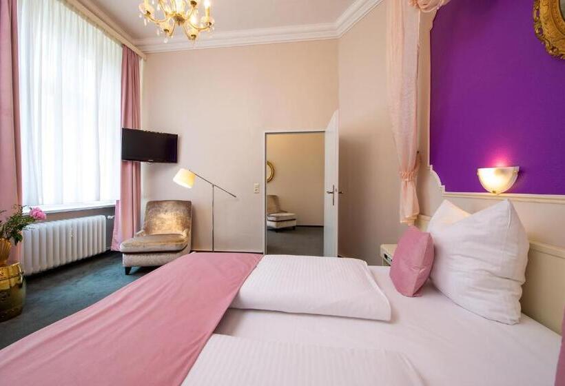 سوییت, W22 Hotel Am Kurfürstendamm