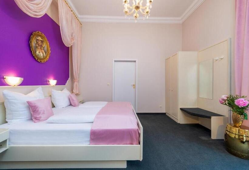 سوییت, W22 Hotel Am Kurfürstendamm