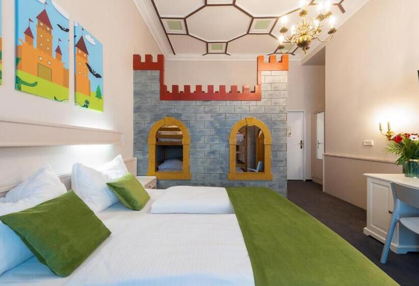 اتاق خانوادگی, W22 Hotel Am Kurfürstendamm