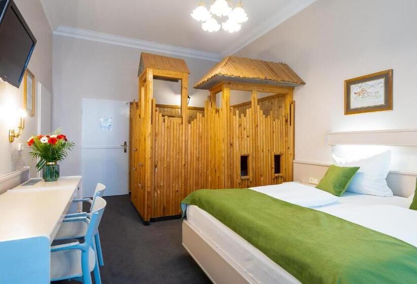 اتاق خانوادگی, W22 Hotel Am Kurfürstendamm