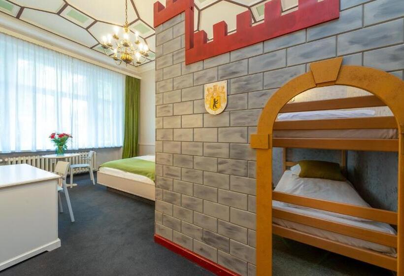 اتاق خانوادگی, W22 Hotel Am Kurfürstendamm