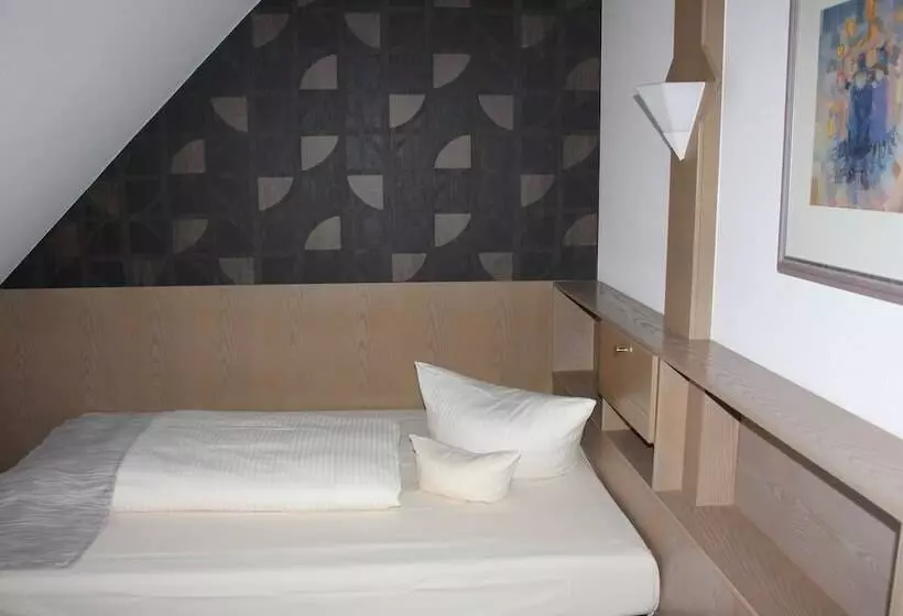 スタンダードシングルルーム, Land Gut Hotel Forsthof