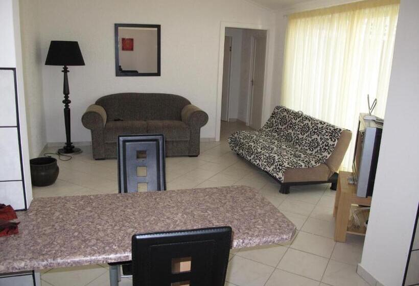 דירת שלושה חדרים, The Crescent Guesthouses  Bnb/self Catering