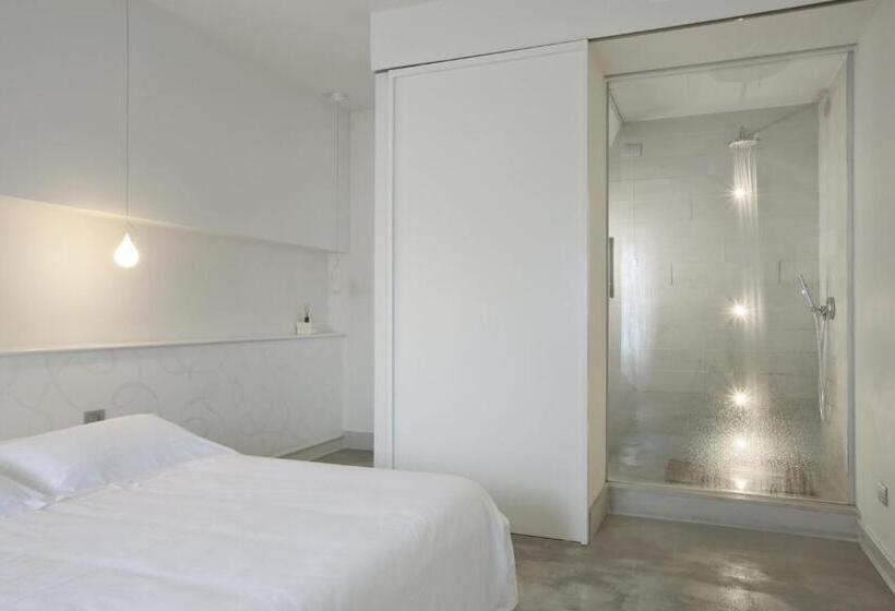 ファミリールーム, Shalai