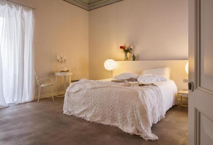 デラックスファミリールーム, Shalai