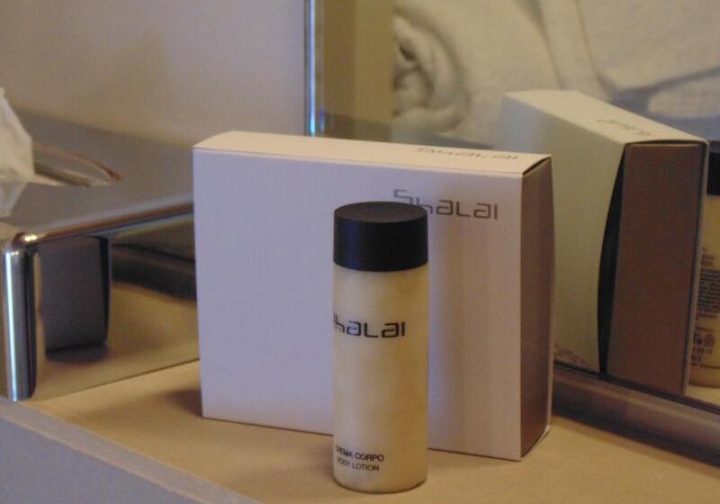 スタンダードルーム, Shalai