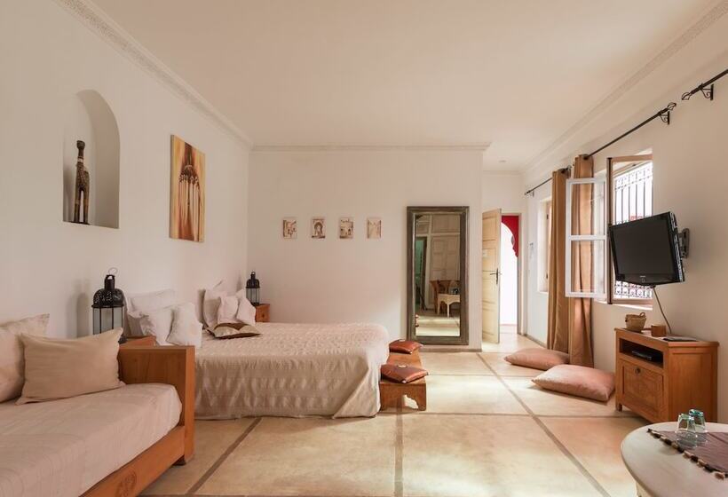 سوییت, Riad Alegria