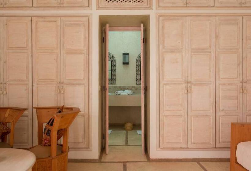 سوییت, Riad Alegria