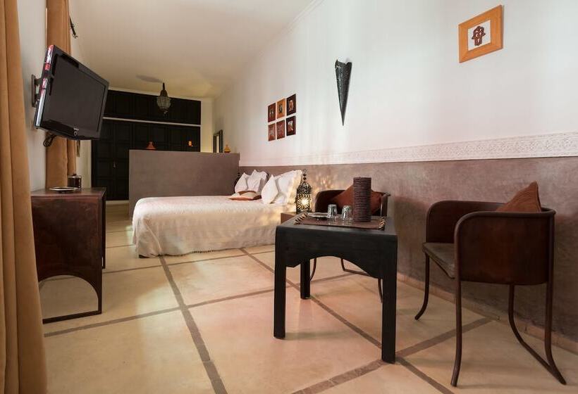 سوییت, Riad Alegria