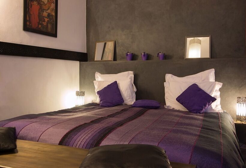 سوییت, Riad Alegria