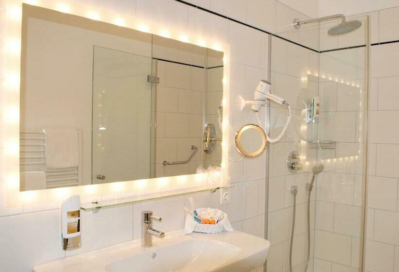 Семейный Номер, Villa Monte Vino