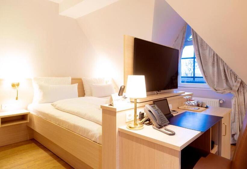 Семейный Номер, Villa Monte Vino